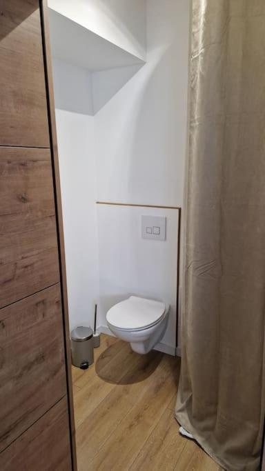 Gite Les Bruyeres Janville  Экстерьер фото